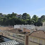 Hyper-Centre Et Bord De Mer Avec Clim Et Parking!